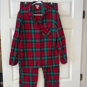 Wondershop Festive Plaid Women’s Pajama Set - Red and Green
